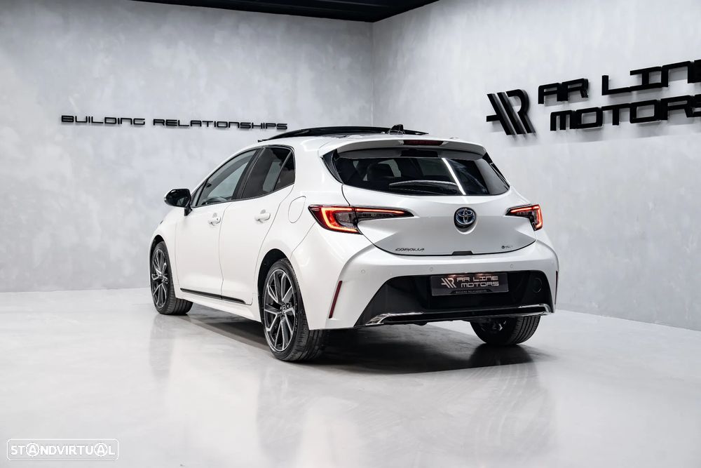 Toyota Corolla 1.8 Hybrid Exclusive - 11
