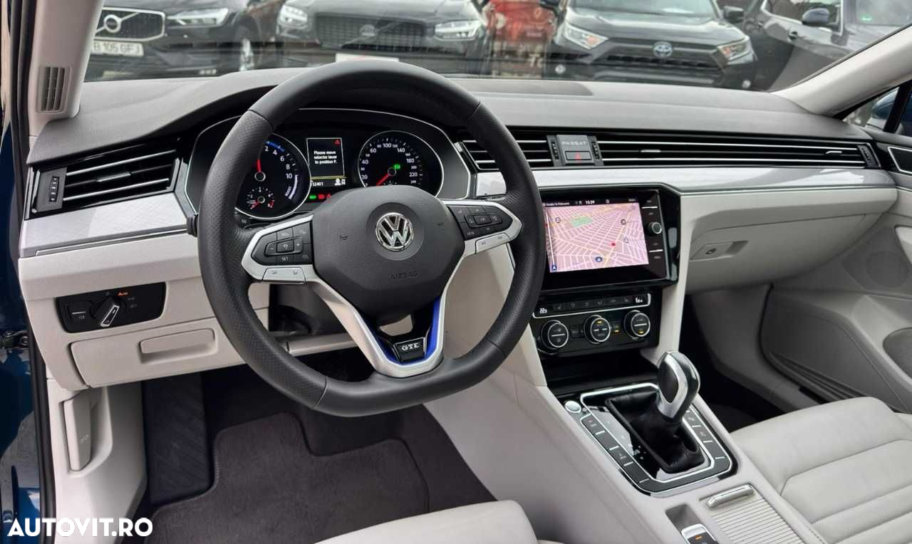 Volkswagen Passat - 23