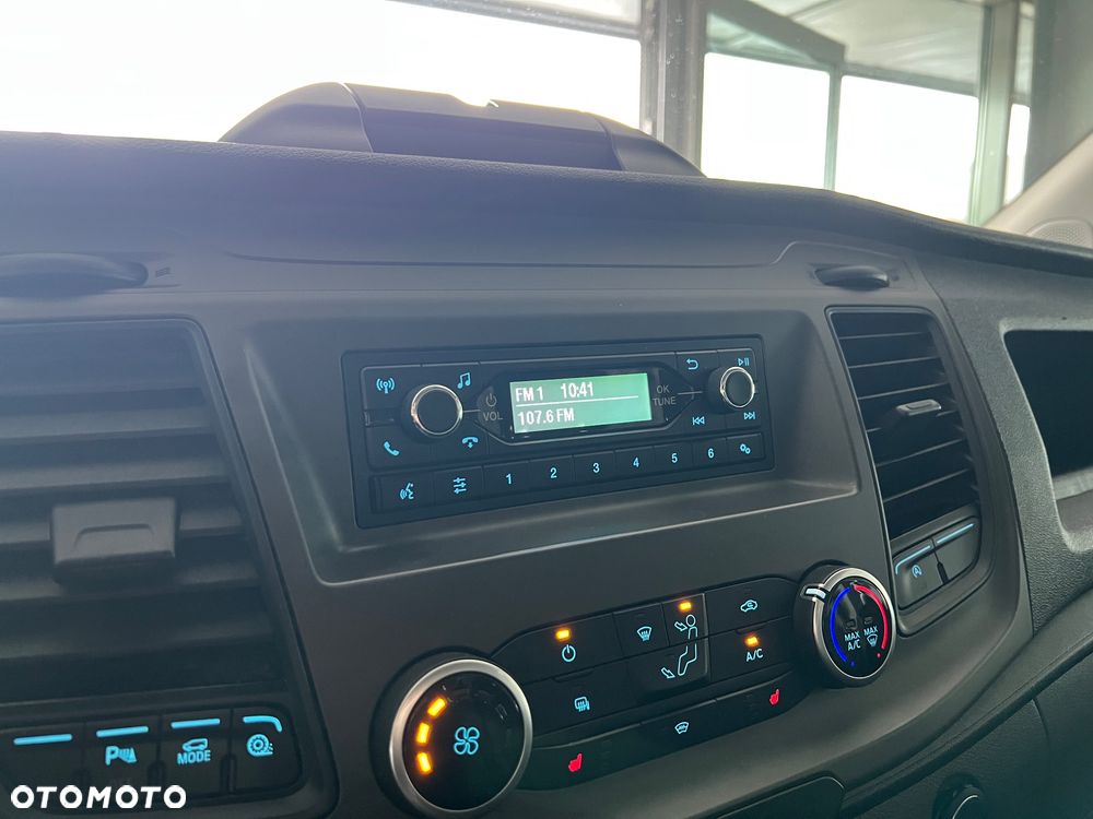 Ford Transit Custom - 33