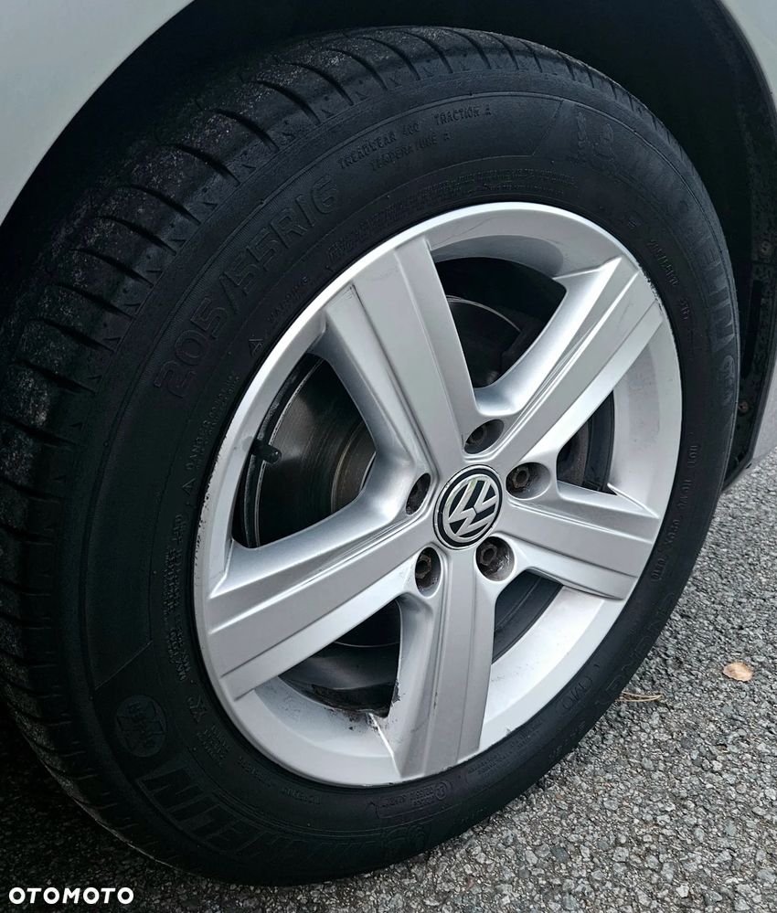 Volkswagen Golf 1.6 TDI BMT Highline DSG - 23