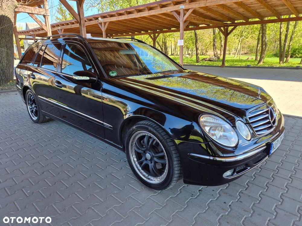 Mercedes-Benz Klasa E 240 4Matic Elegance - 1