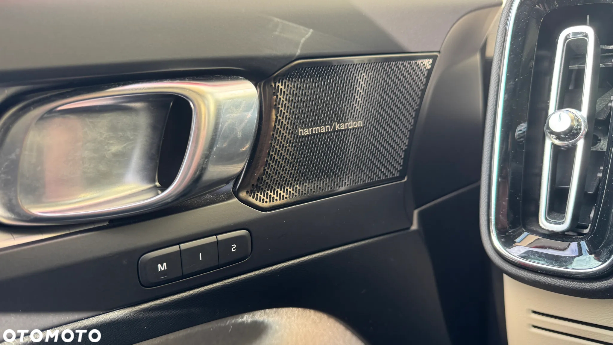 Volvo XC 40 T4 Geartronic R-Design - 33