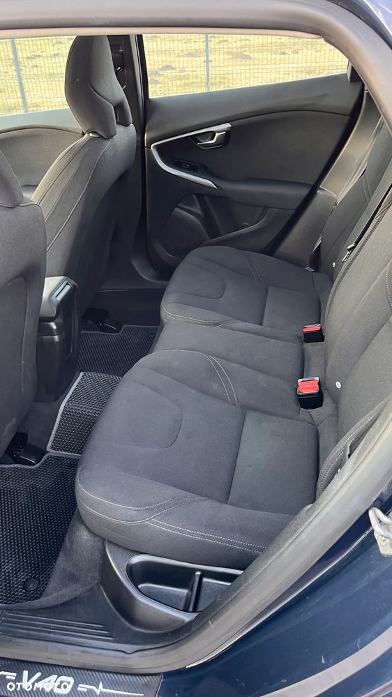 Volvo V40 D2 Base - 8