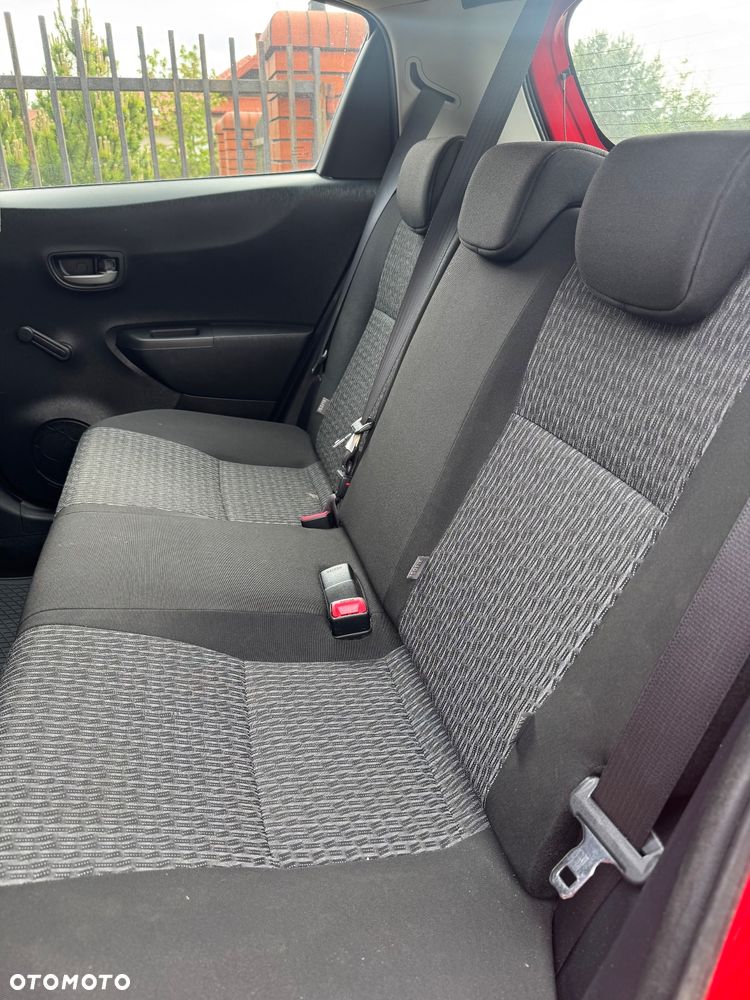 Toyota Yaris - 17