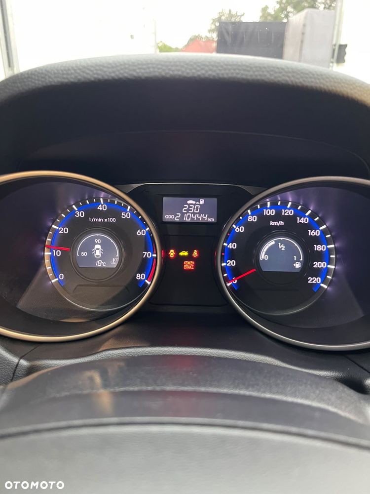 Hyundai ix35 2.0 4WD Premium - 23