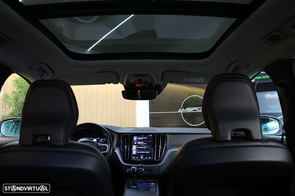 Volvo XC 40 2.0 D3 Momentum Plus - 49