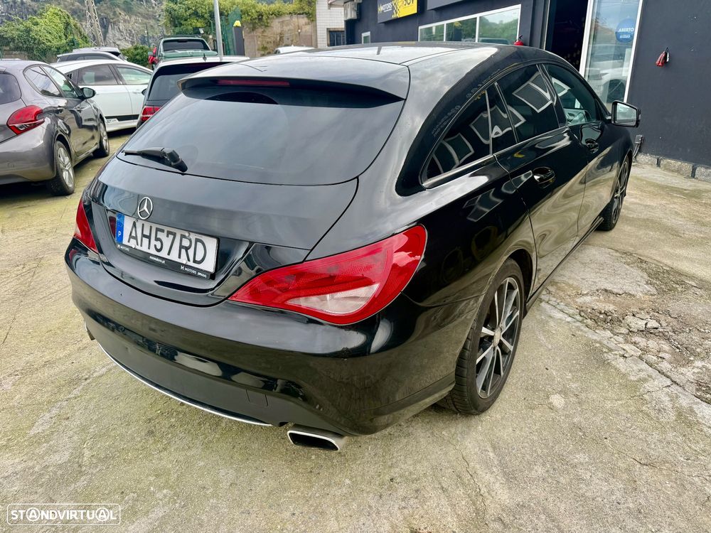 Mercedes-Benz CLA 220 d Shooting Brake AMG Line Aut. - 3