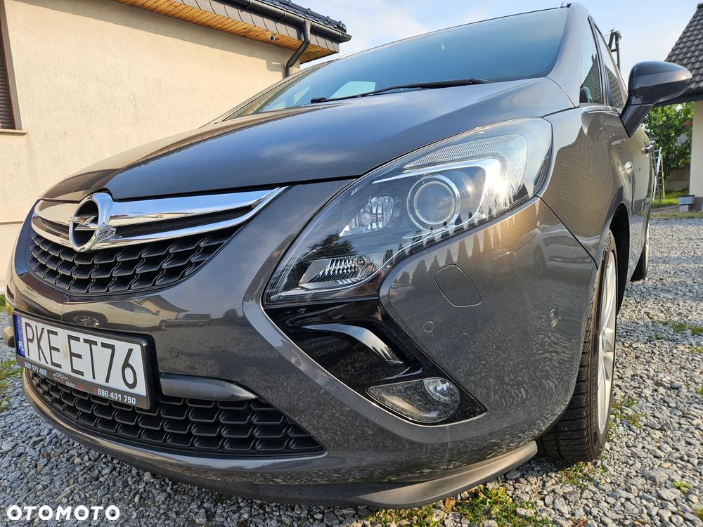 Opel Zafira 2.0 D (CDTI ecoFLEX) Start/Stop Active - 2