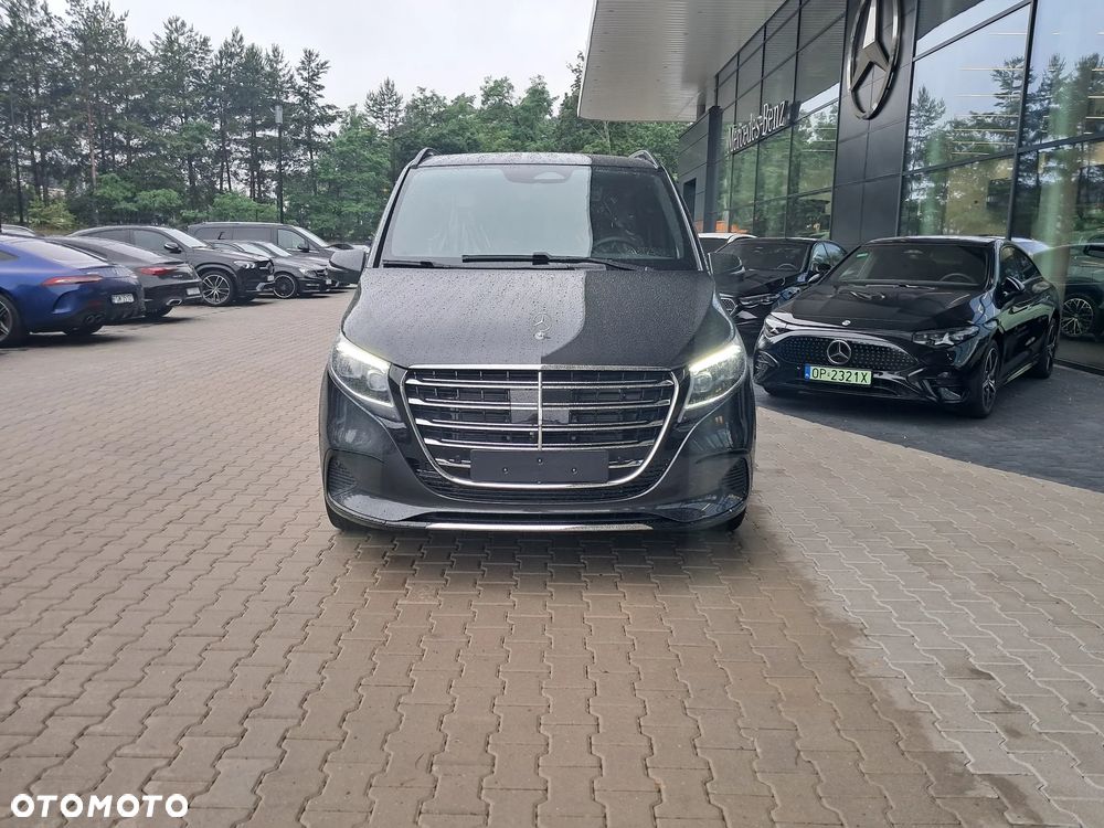 Mercedes-Benz Klasa V 300 d 4-Matic 9G-Tronic Exclusive (d³ugi) - 2
