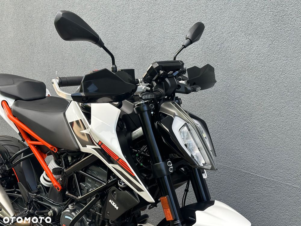 KTM Duke 125 - 15