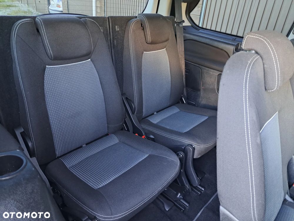 Ford Galaxy 2.0 FF Titanium - 27