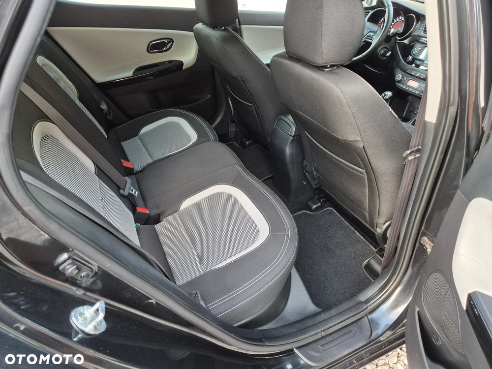 Kia Ceed 1.4 CVVT Vision - 22