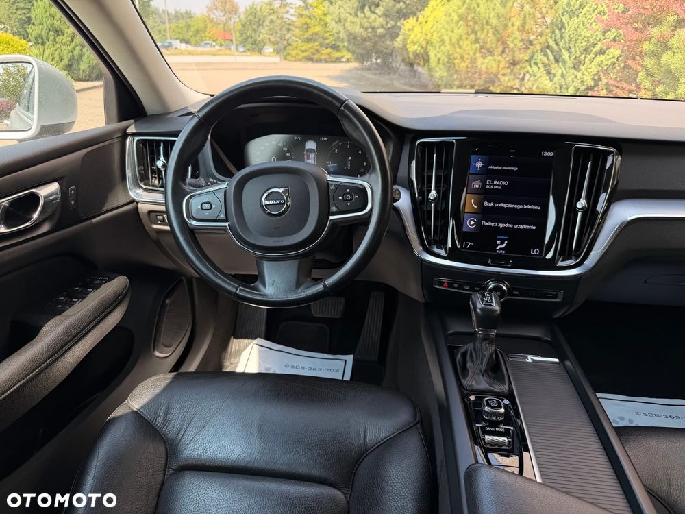 Volvo V60 D3 SCR AWD - 19