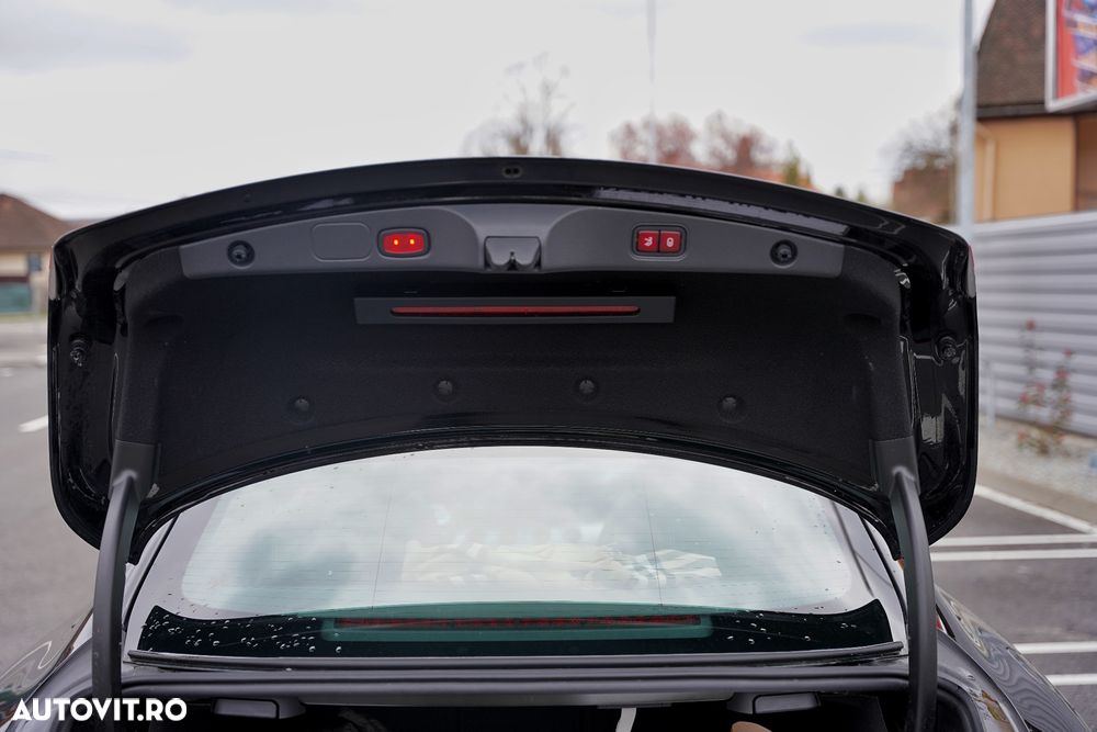 Mercedes-Benz E 350 Coupe 9G-TRONIC AMG Line - 9