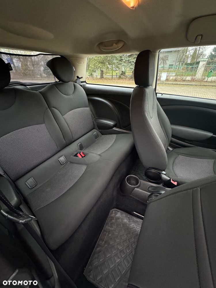 MINI Cooper Green Park - 8