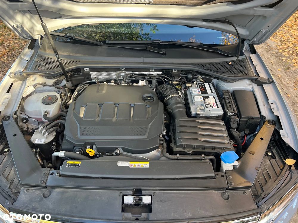 Volkswagen Passat 2.0 TDI Elegance DSG - 31