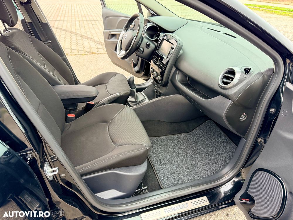 Renault Clio III 1.5dCi Night&Day - 23