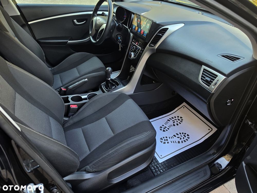 Hyundai i30 1.4 Premium - 30