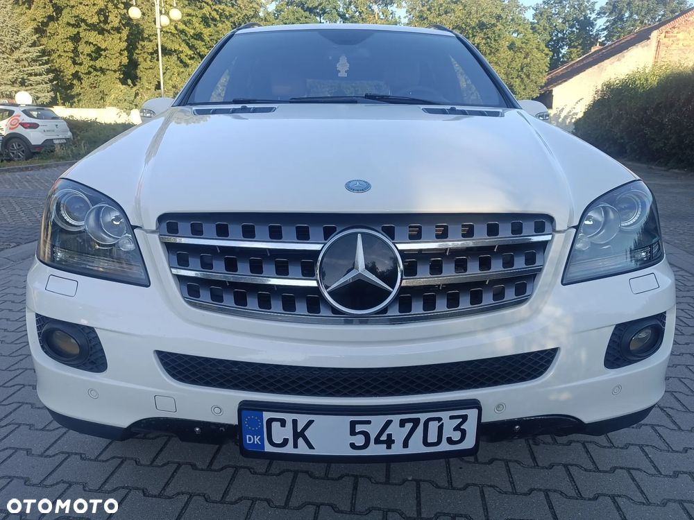 Mercedes-Benz ML 500 4Matic 7G-TRONIC Edition 10 - 8