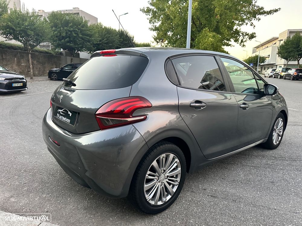 Peugeot 208 1.6 BlueHDi Style - 15