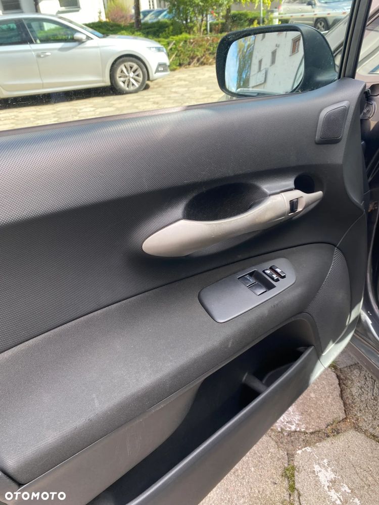 Toyota Auris - 9