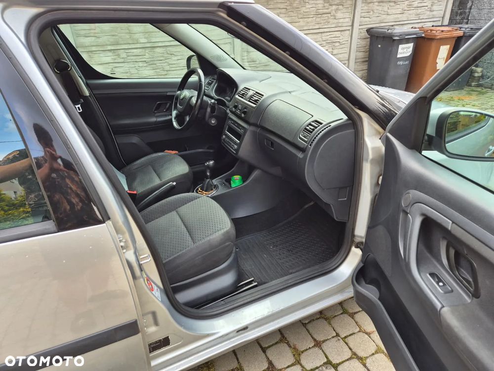 Skoda Roomster 1.2 TSI - 10