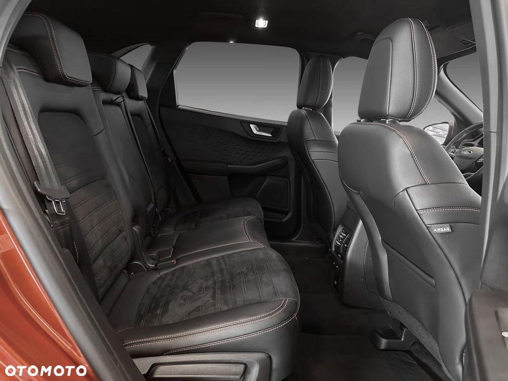 Ford Kuga 2.5 Duratec PHEV ST-LINE X - 22
