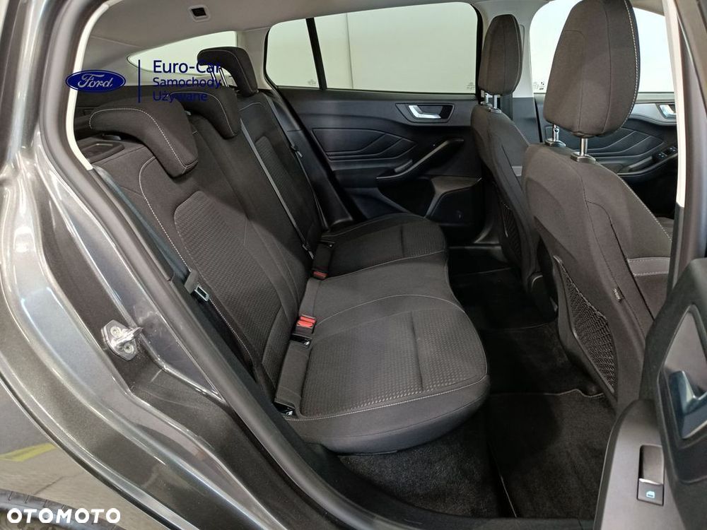 Ford Focus 1.5 EcoBlue Start-Stopp-System TITANIUM - 31
