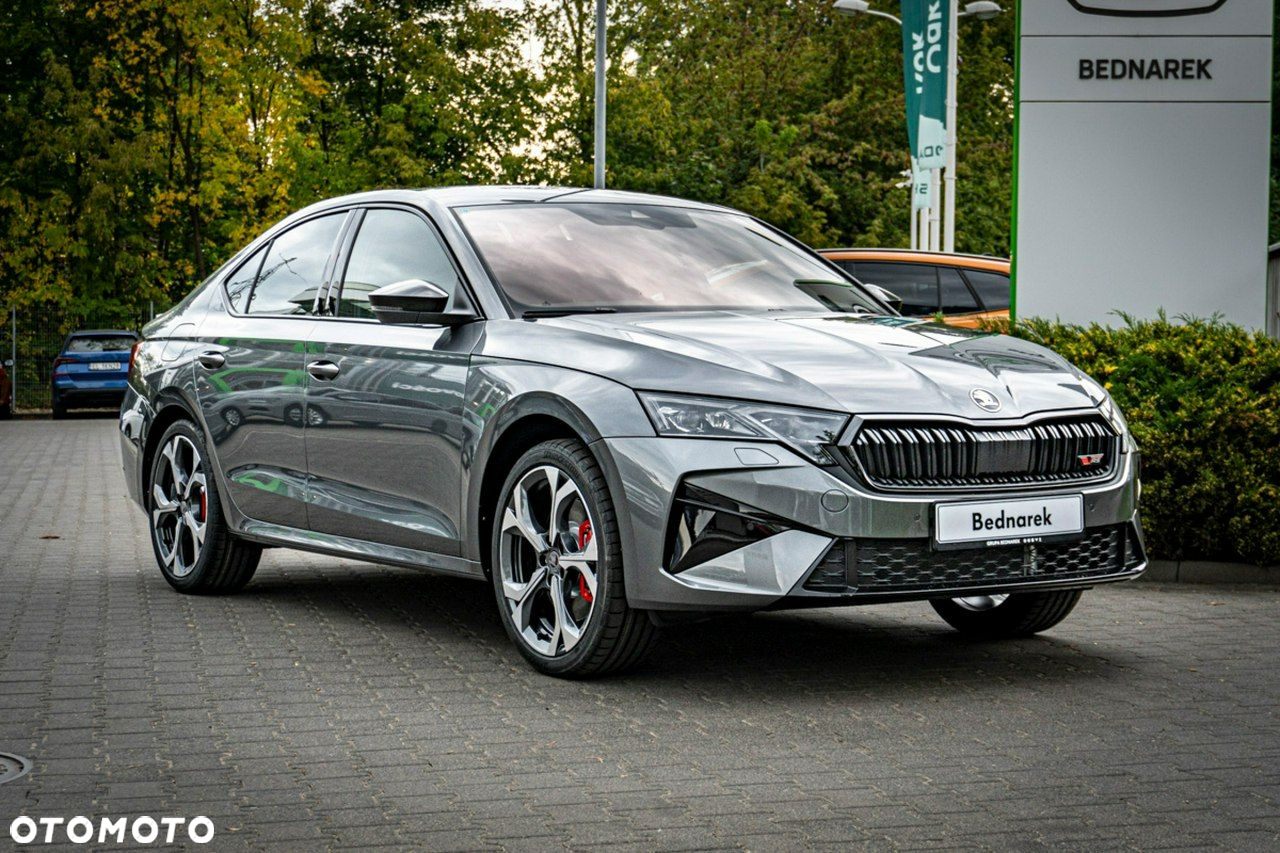 Skoda Octavia 2.0 TSI RS DSG - 5