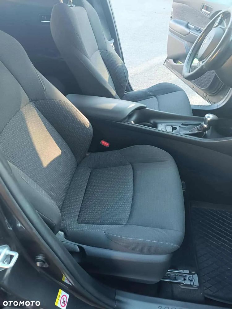 Toyota C-HR 1.8 Hybrid Dynamic - 12