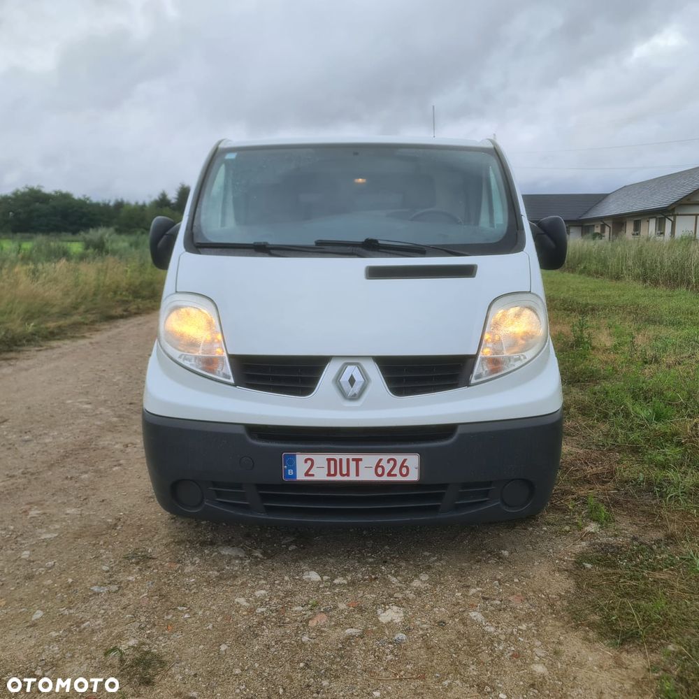 Renault TRAFIC - 9