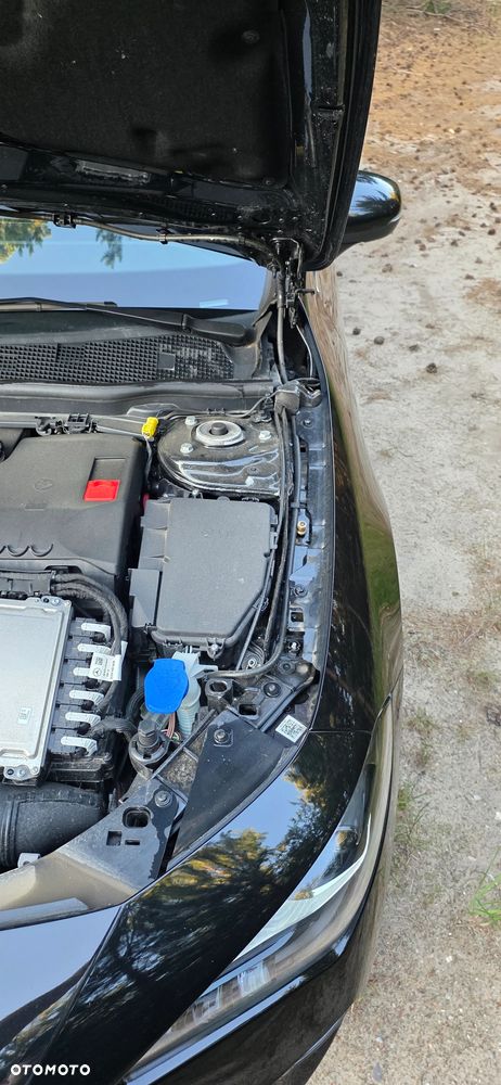 Mercedes-Benz CLA - 30
