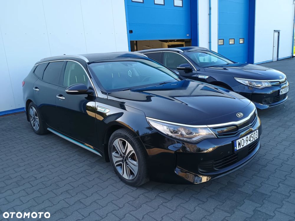 Kia Optima Plug-in Hybrid - 1