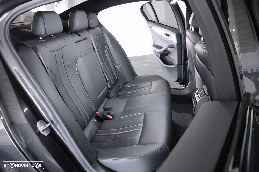 BMW 520 d Pack M Auto - 13