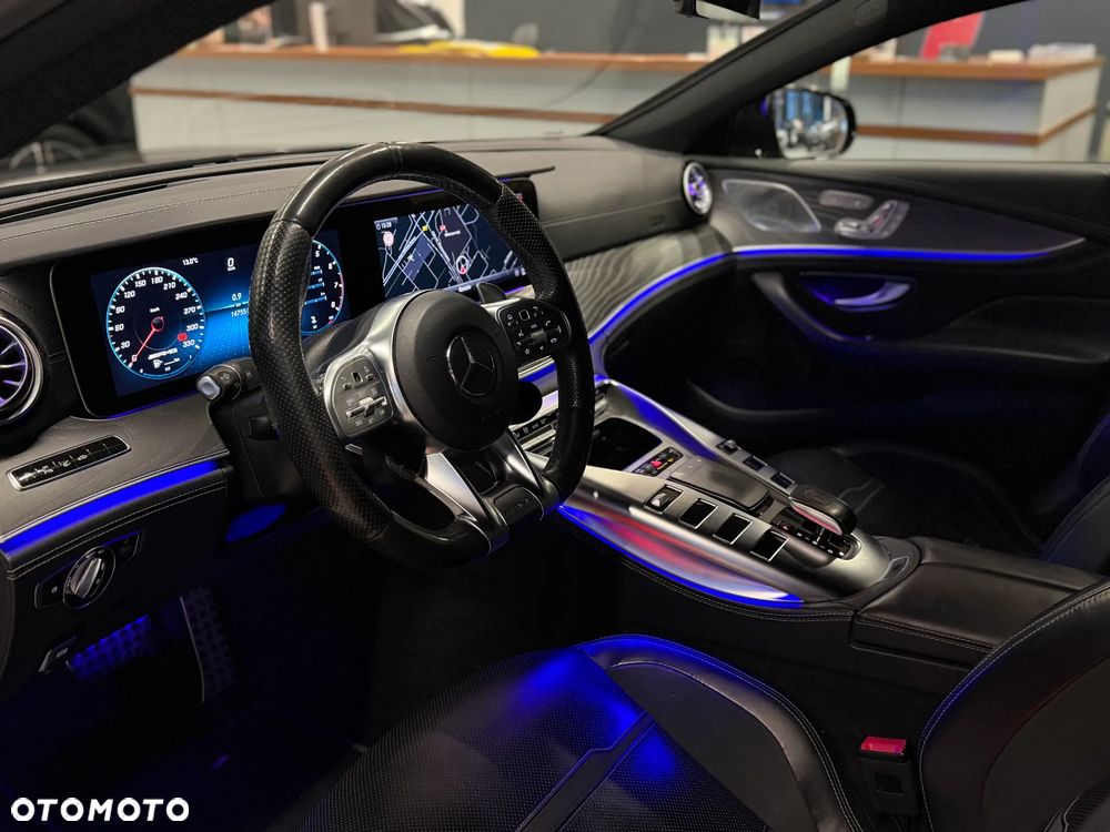 Mercedes-Benz AMG GT - 11