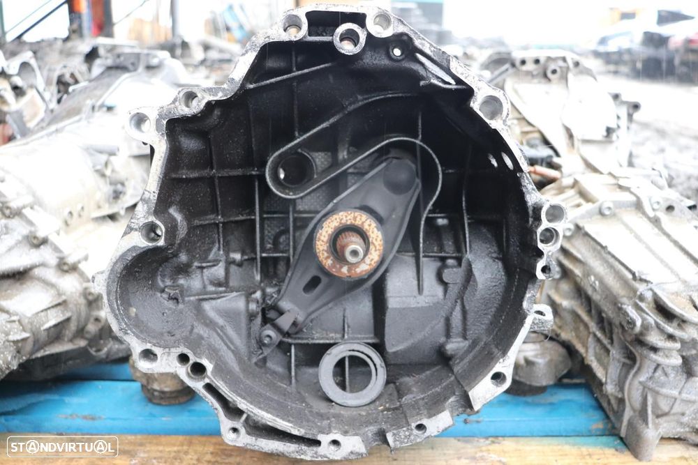 CAIXA DE VELOCIDADES AUDI A6 BERLINA 4B2 - 1