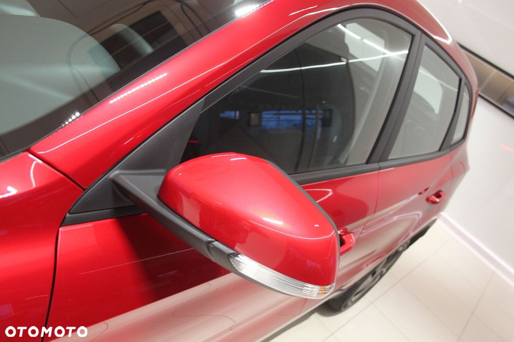 MG ZS - 11