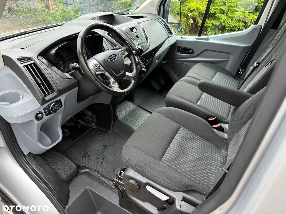 Ford Transit - 21