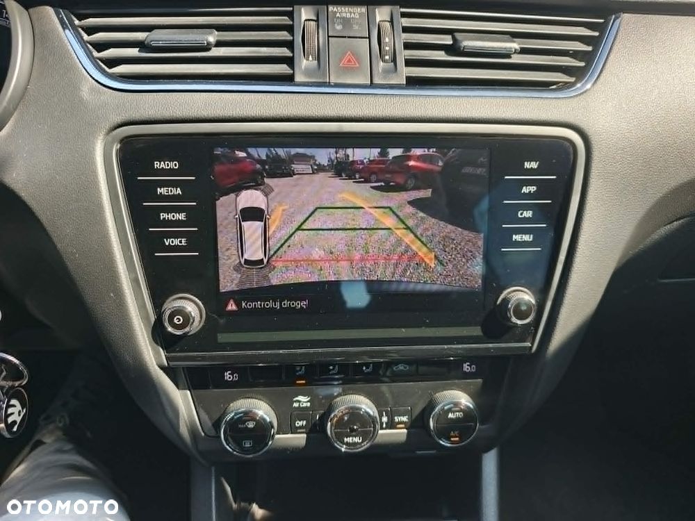 Skoda Octavia 2.0 TDI DSG Style - 18