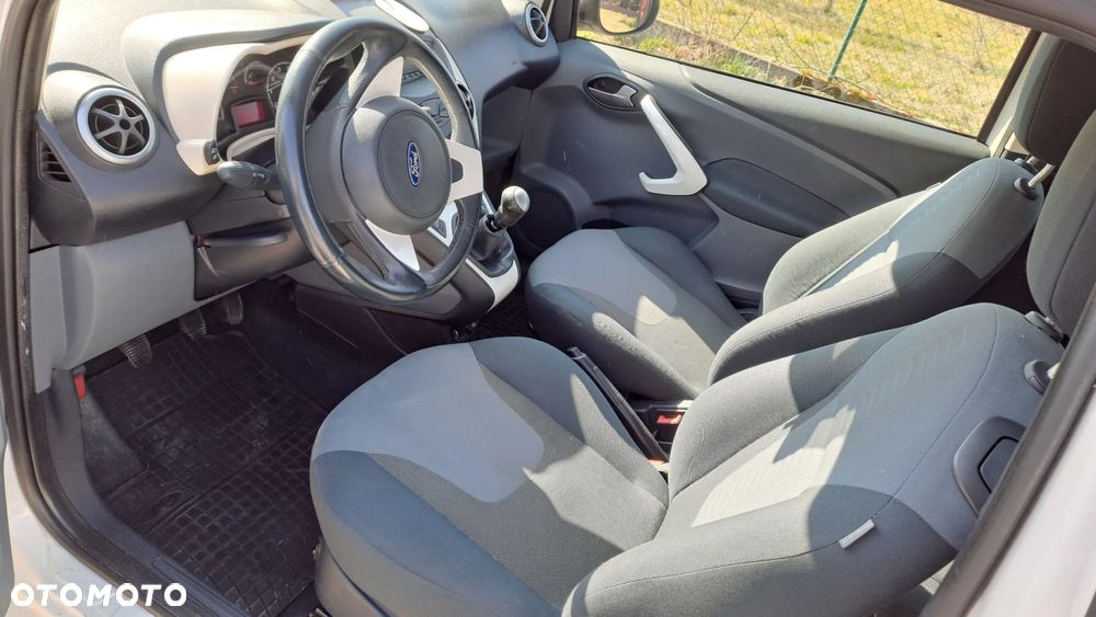 Ford KA 1.2 Titanium (air4) - 7
