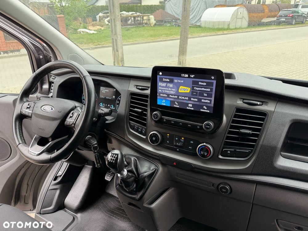 Ford TRANSIT CUSTOM - 25