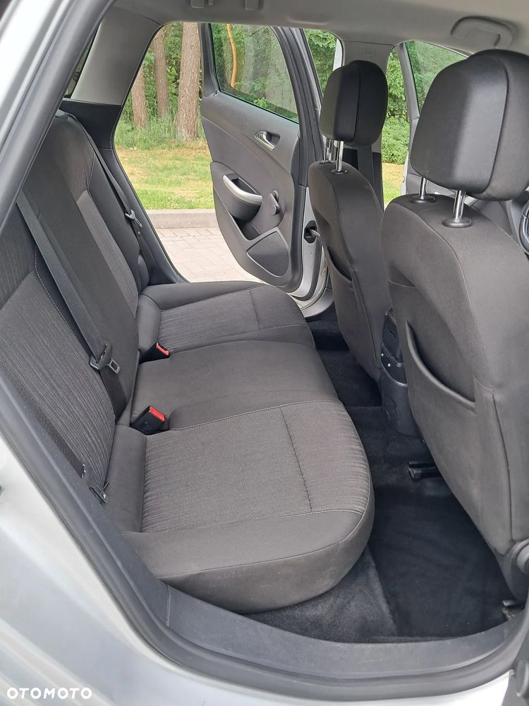 Opel Astra - 13