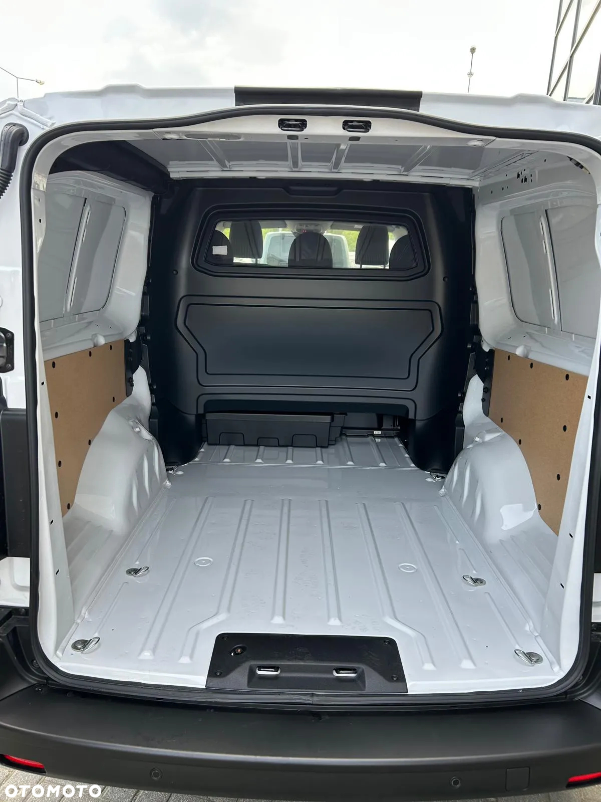 Opel VIVARO - 9