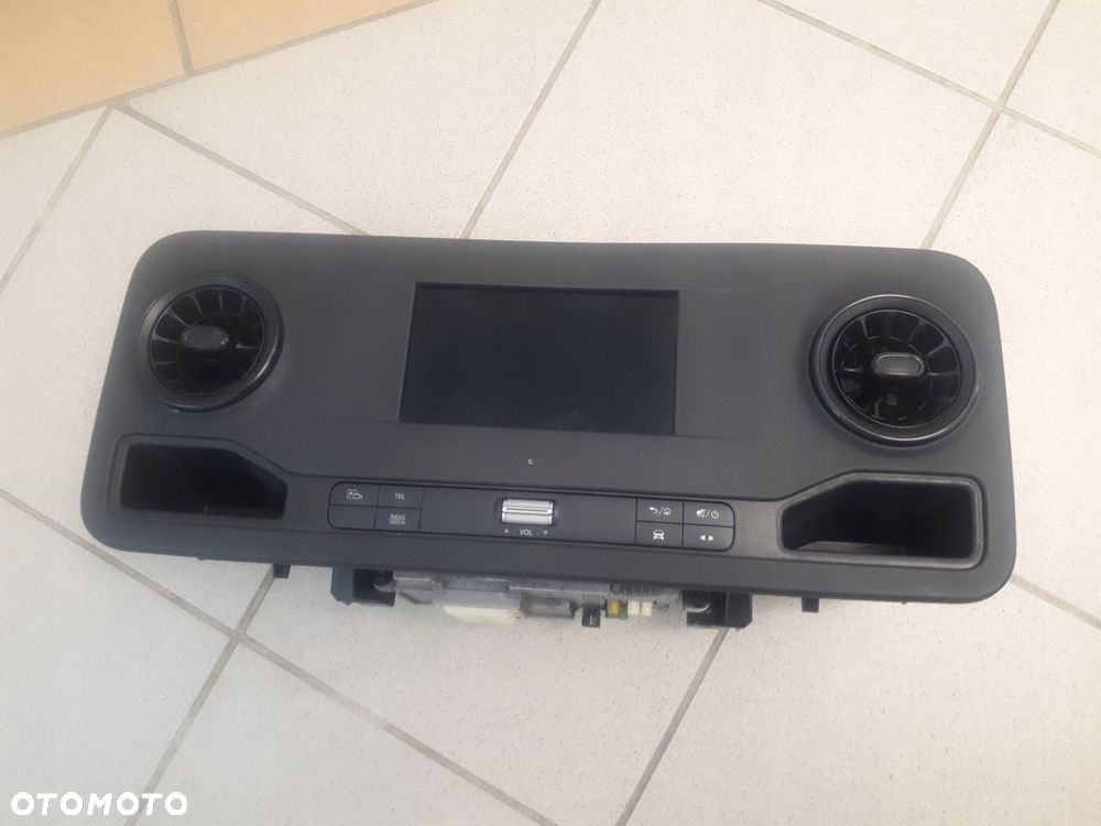 mercedes sprinter 907 910 radio mbux - 1