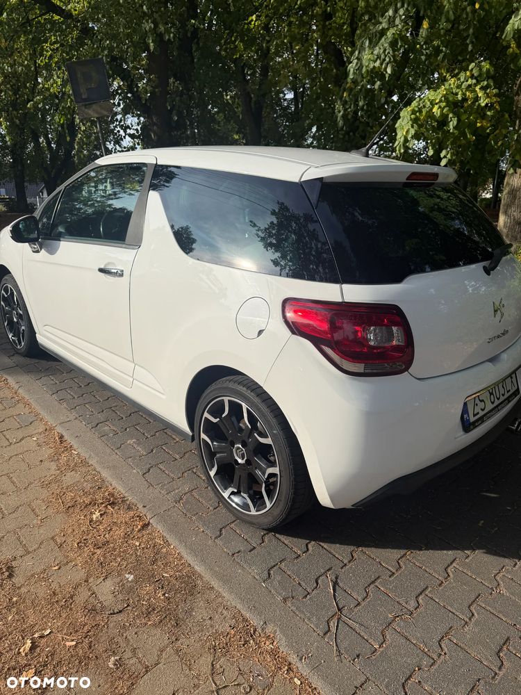 Citroën DS3 1.6 VTi SoChic - 4