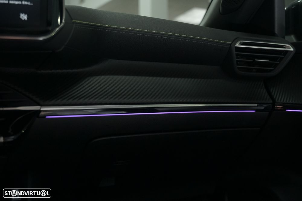 Peugeot e-2008 54 kWh GT - 21