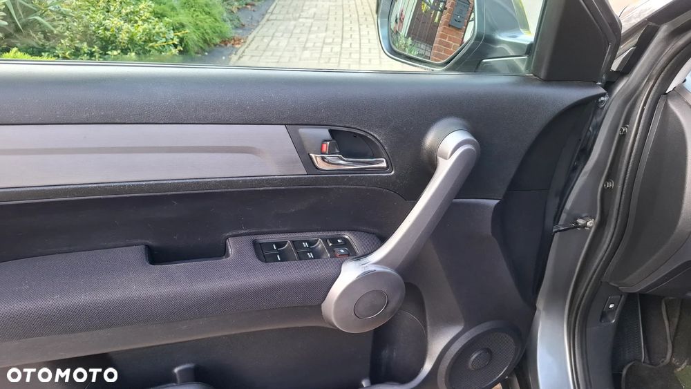 Honda CR-V 2.0i-VTEC Automatik Executive - 9
