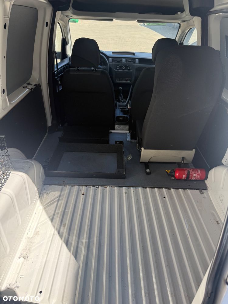 Volkswagen Caddy LIFT 2,0 tdi - 4