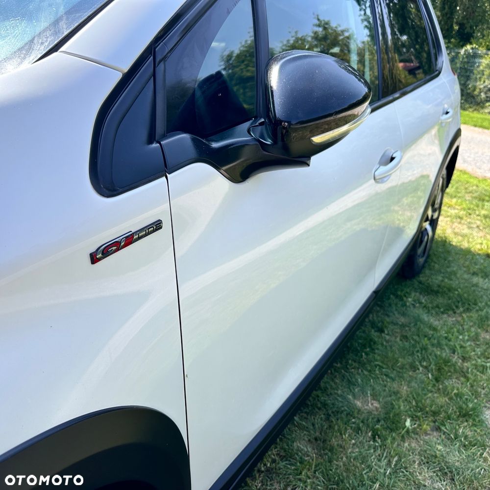 Peugeot 2008 - 9