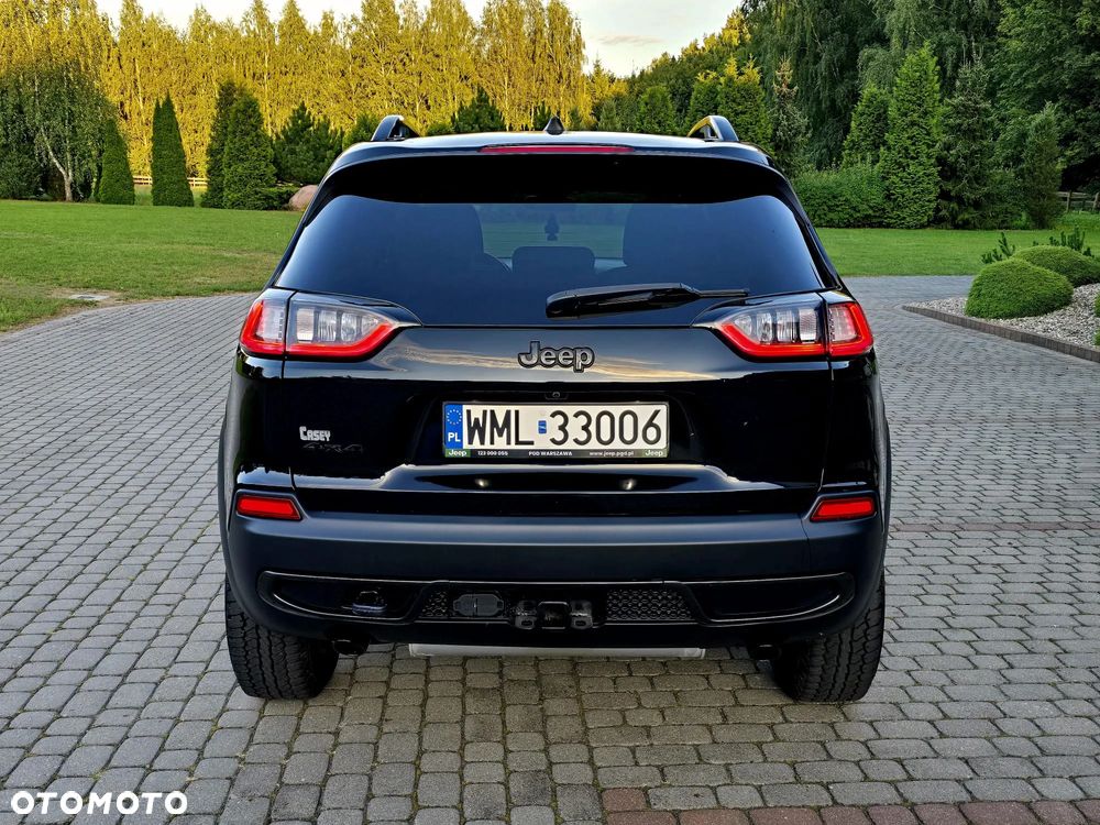 Jeep Cherokee - 13